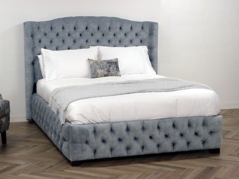 Weybridge Deep Buttoned Bed